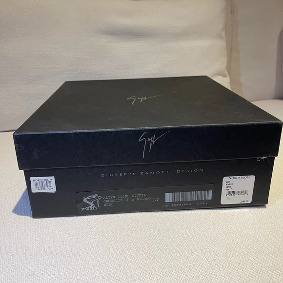 Giuseppe Zanotti - Picture 7 of 12